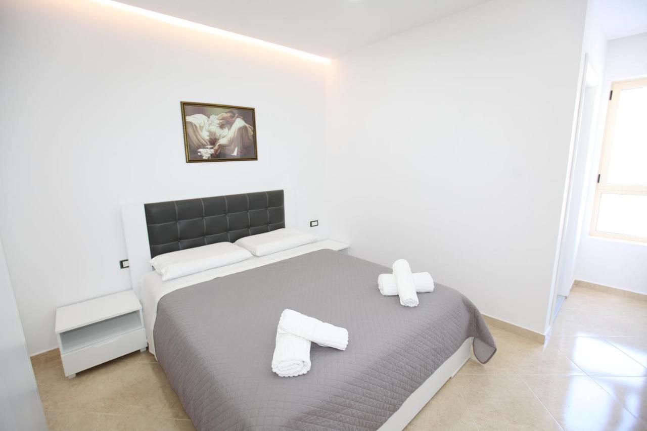 Nika Hotel Sarande Exterior photo