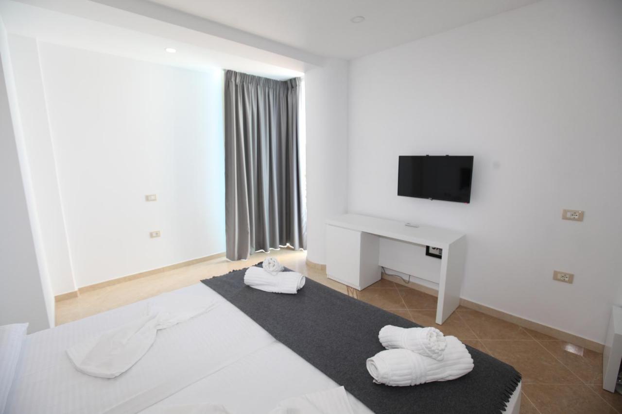 Nika Hotel Sarande Exterior photo